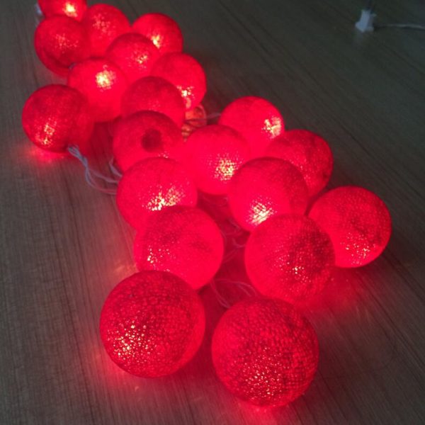 1 Set of 20 LED Red 5cm Cotton Ball Battery Powered String Lights Christmas Gift Home Wedding Party Bedroom Decoration Outdoor Indoor Table Centrepiec