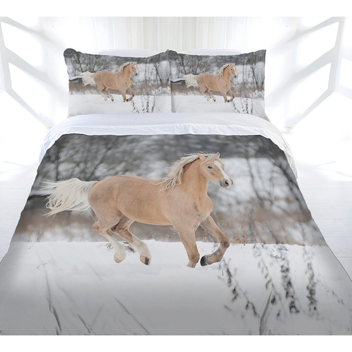 Just Home Winter Gallop Quilt Cover Set Double